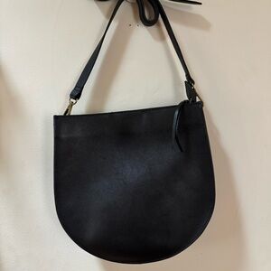 Madewell transport cross saddle bag, brand new.